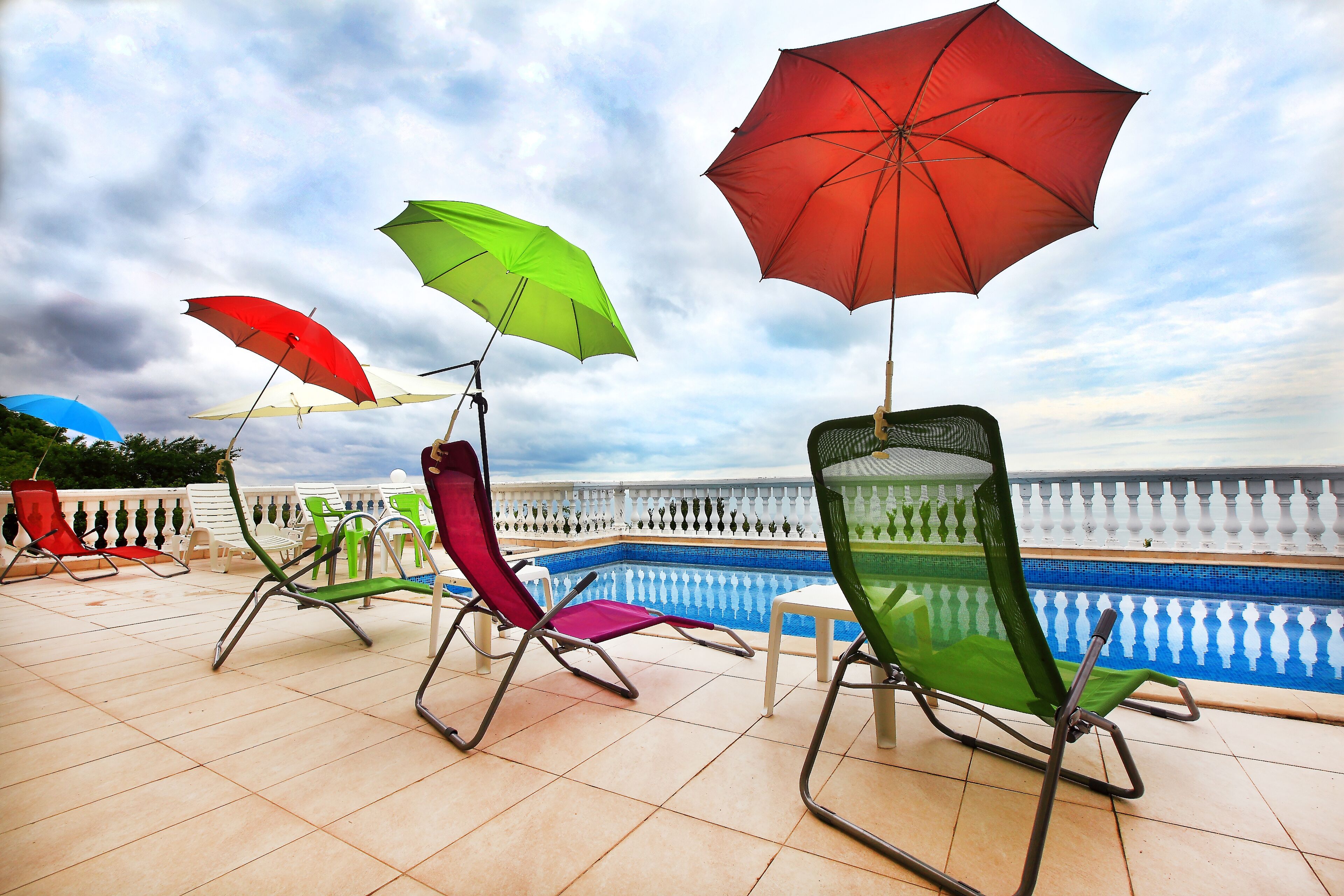 Outdoor pool, sun loungers