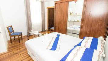Apartamento (A1) | Tabla de planchar con plancha, wifi gratis, ropa de cama
