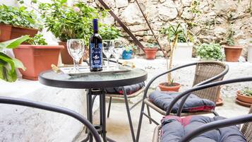 Apartamento (A1) | Terraza o patio