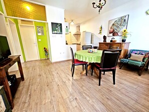 Dining - Tempera 2- terrace,sun&beach-BEST PRICE (Split)