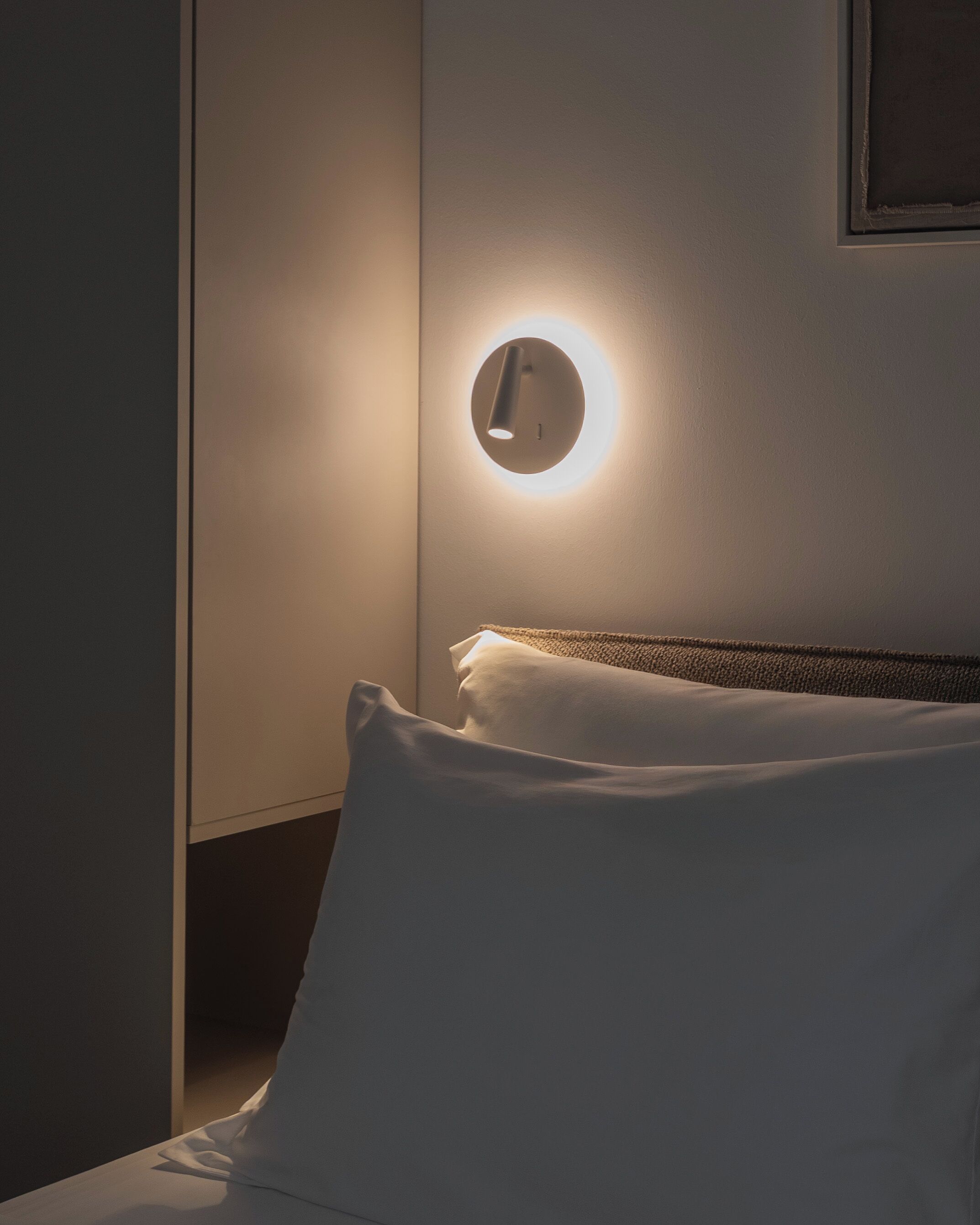 3 bedrooms, in-room safe, iron/ironing board, WiFi