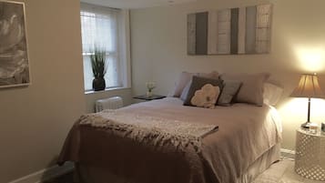 2 habitaciones, tabla de planchar con plancha, wifi y ropa de cama