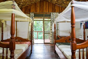 12 chambres, Wi-Fi, literie fournie, accessible en fauteuil roulant