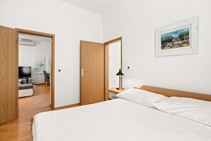 2 bedrooms, iron/ironing board, free WiFi, bed sheets - Beautiful apartment is  situated in the walking zone in the heart of city Pula (Pula)