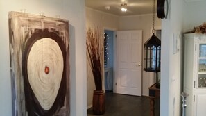 Interior - Ocean front villa - Less than 20 secs from the shore! (Vogar)