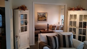 TV, fireplace, DVD player, stereo
