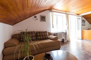 Smart TV - Attic Apartment With Breathtaking Old City View (Dubrovnik)