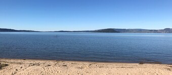 Comfortable character home near Rotorua lakefront, fast Wifi.