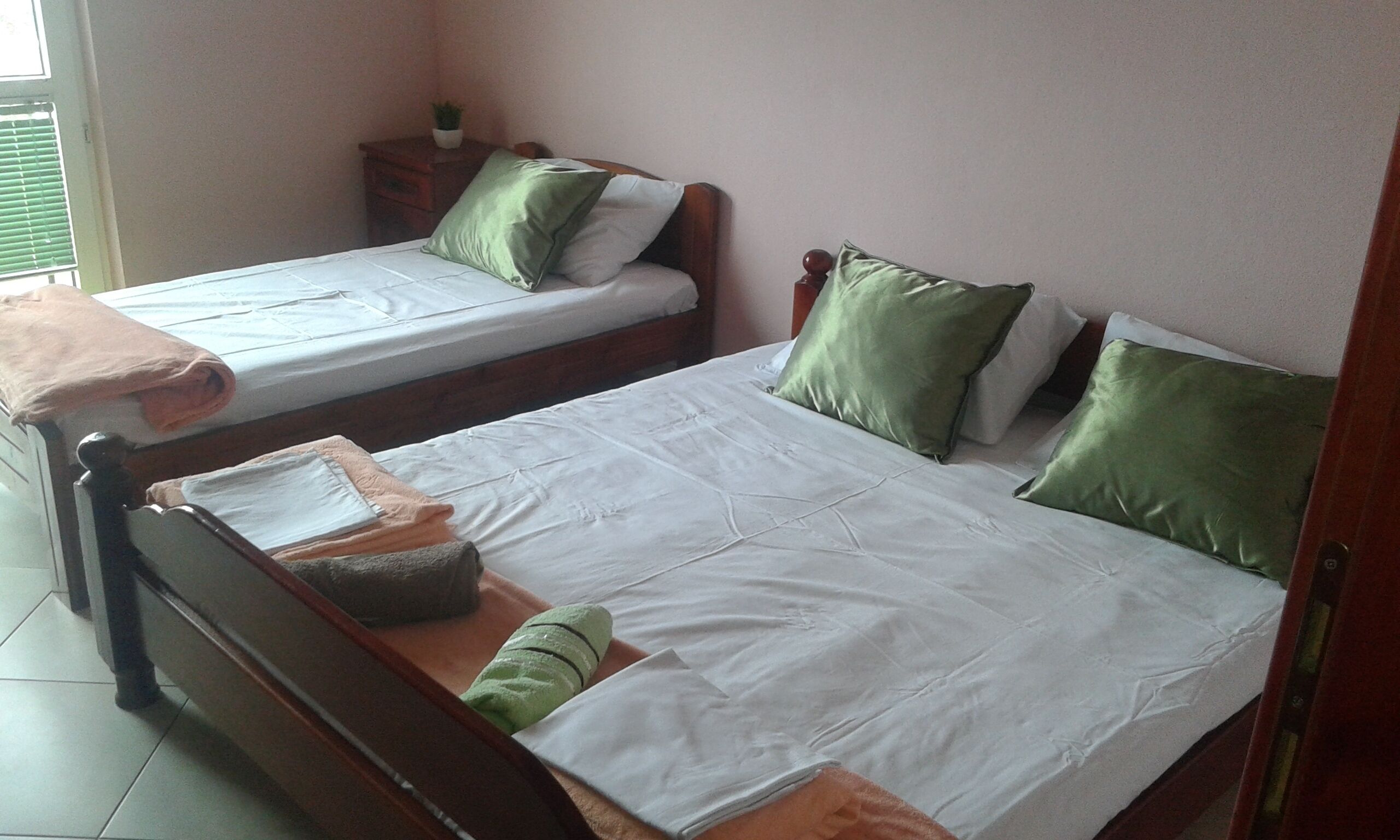 2 間睡房、熨斗/熨衫板、免費 Wi-Fi、床單