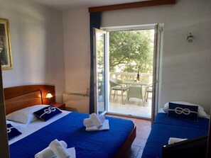1 chambre, accès Internet, draps fournis