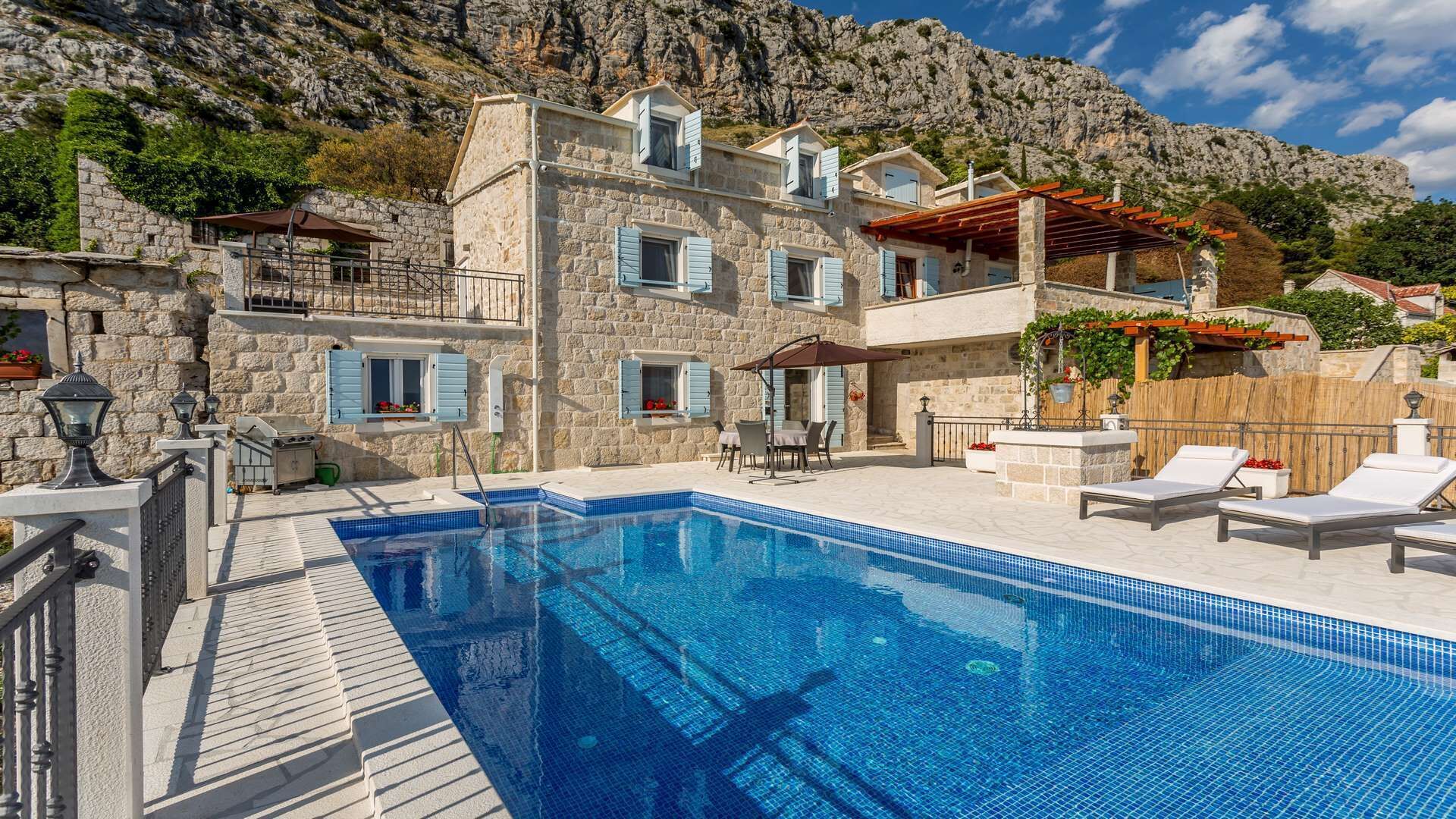 Piscine extérieure, piscine chauffée