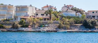 Cozy apartment  Bose 2+2 only 5 metres from the beach special discount -30%!