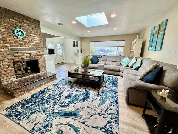 Smart TV, fireplace, DVD player, video library