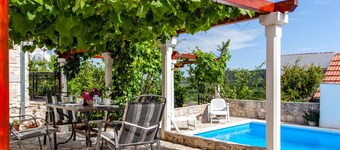 Countryside Family Villa with Private Pool