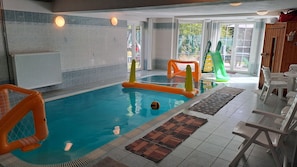 Piscina interna, piscina aquecida