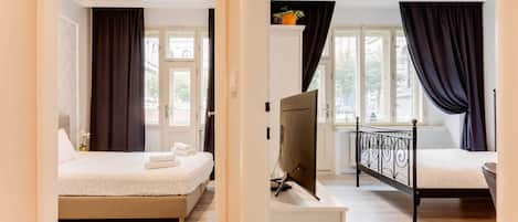 2 chambres, fer et planche Ă repasser, Wi-Fi gratuit, draps fournis