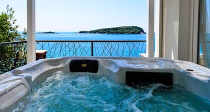 Beach House - Spectacular family beach house with hot tub near Dubrovnik