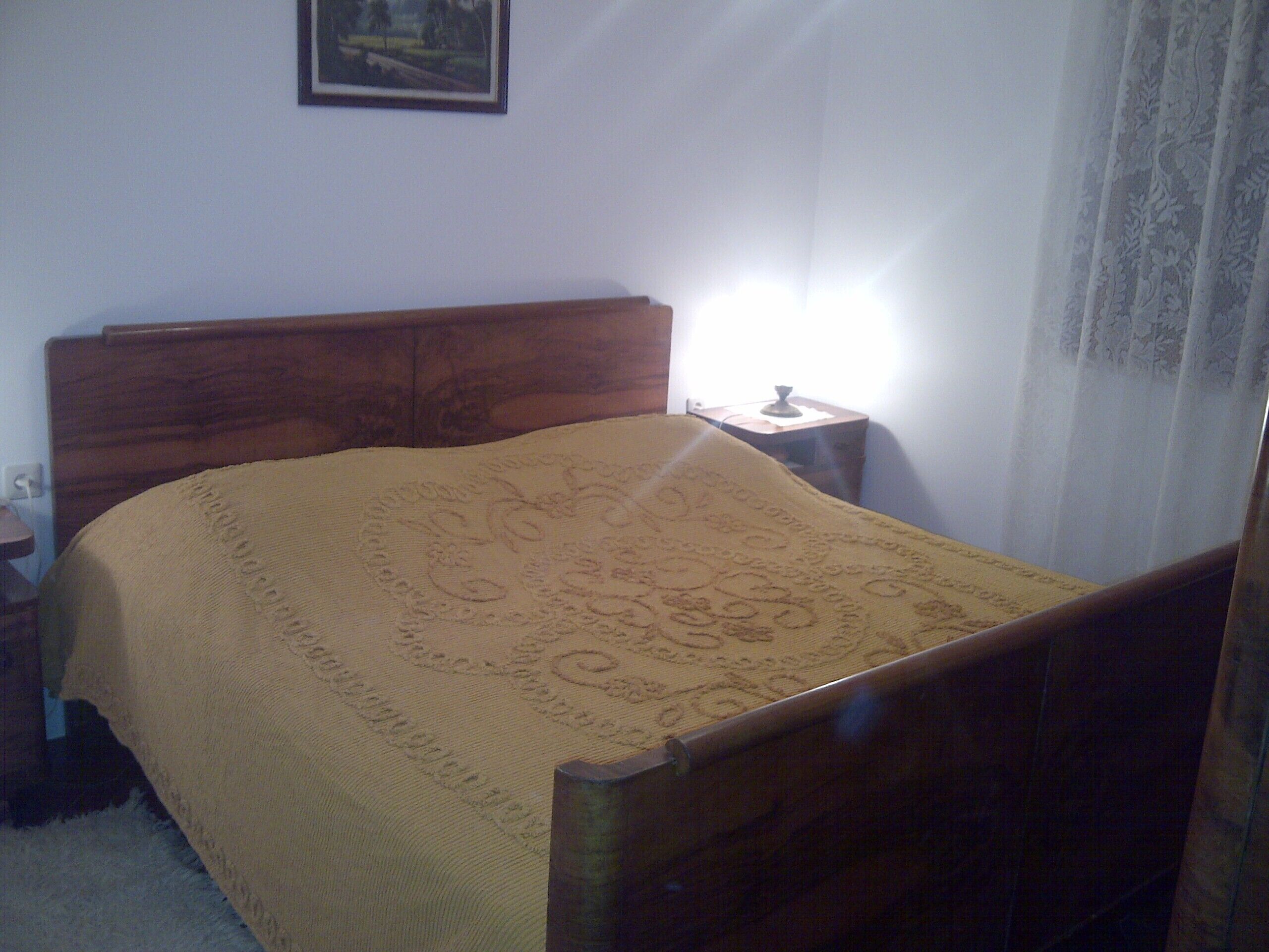 4 slaapkamers, een kluis op de kamer, een strijkplank/strijkijzer, wifi