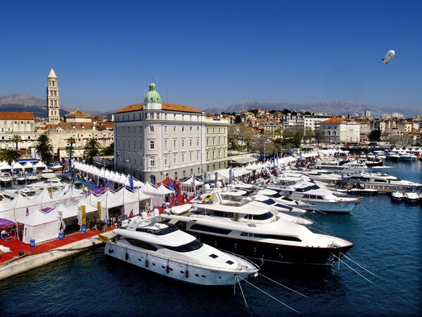 Marina