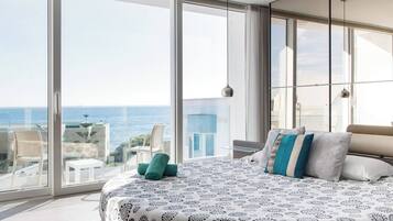 5 bedrooms, iron/ironing board, travel cot, free WiFi