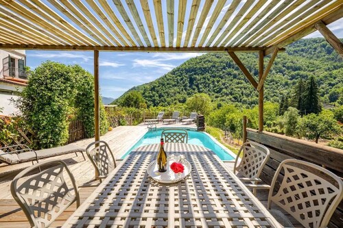 "Casa Bella" Ligurien, pvt Garten & Pool, Meer 20 '' slps 8