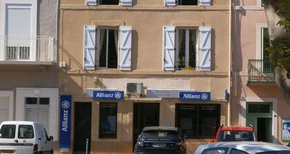 Spacious loft apartment in lovely Saint-Chinian