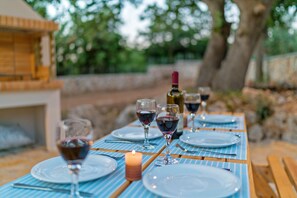 BBQ area under an oak tree 