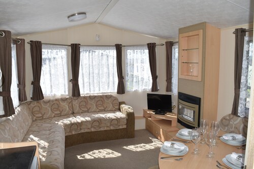 6 berth Static Caravan, 2 Bedroom on a beautiful site  in Bude, North Cornwall.