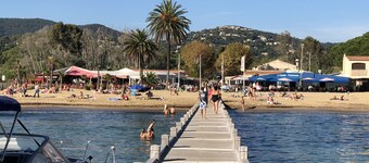 La Croix-valmer: Calm and Relaxation in Lush Greenery, sea View