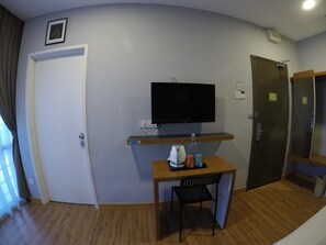 슈피리어 더블룸, 킹사이즈침대 1개 | 책상, 무료 WiFi