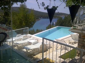 A heated pool - A2 Studio Apartment of Villa Sonia & Teo, Hvar,Croatia with heated,infinity pool (Hvar)
