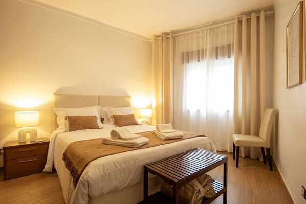 1 bedroom, iron/ironing board, free WiFi, bed sheets