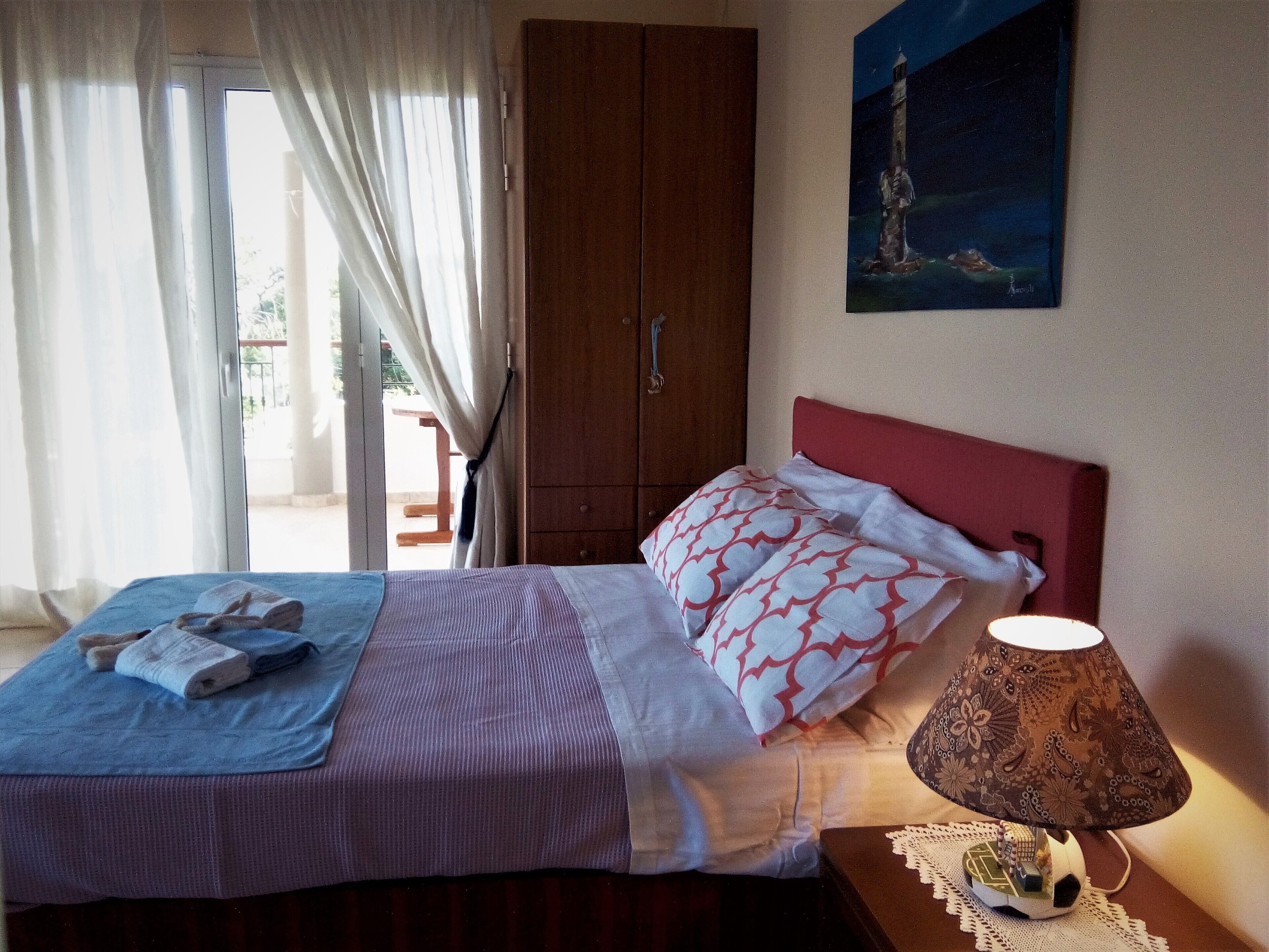 Bügeleisen/Bügelbrett, Internetzugang, Bettwäsche