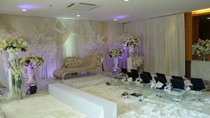 Indoor wedding - Roof Garden Hotel (Shah Alam)