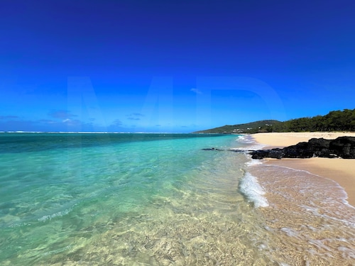 Villa Lorizon – Private Villa with Pool & Privacy, Sea View, fast Internet 200