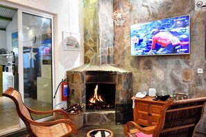 Interior - Villa Lorizon – Private Villa with Pool & Privacy, Sea View, fast Internet (Rodrigues)