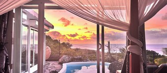 Villa Lorizon – Private Villa with Pool & Privacy, Sea View, fast Internet 200