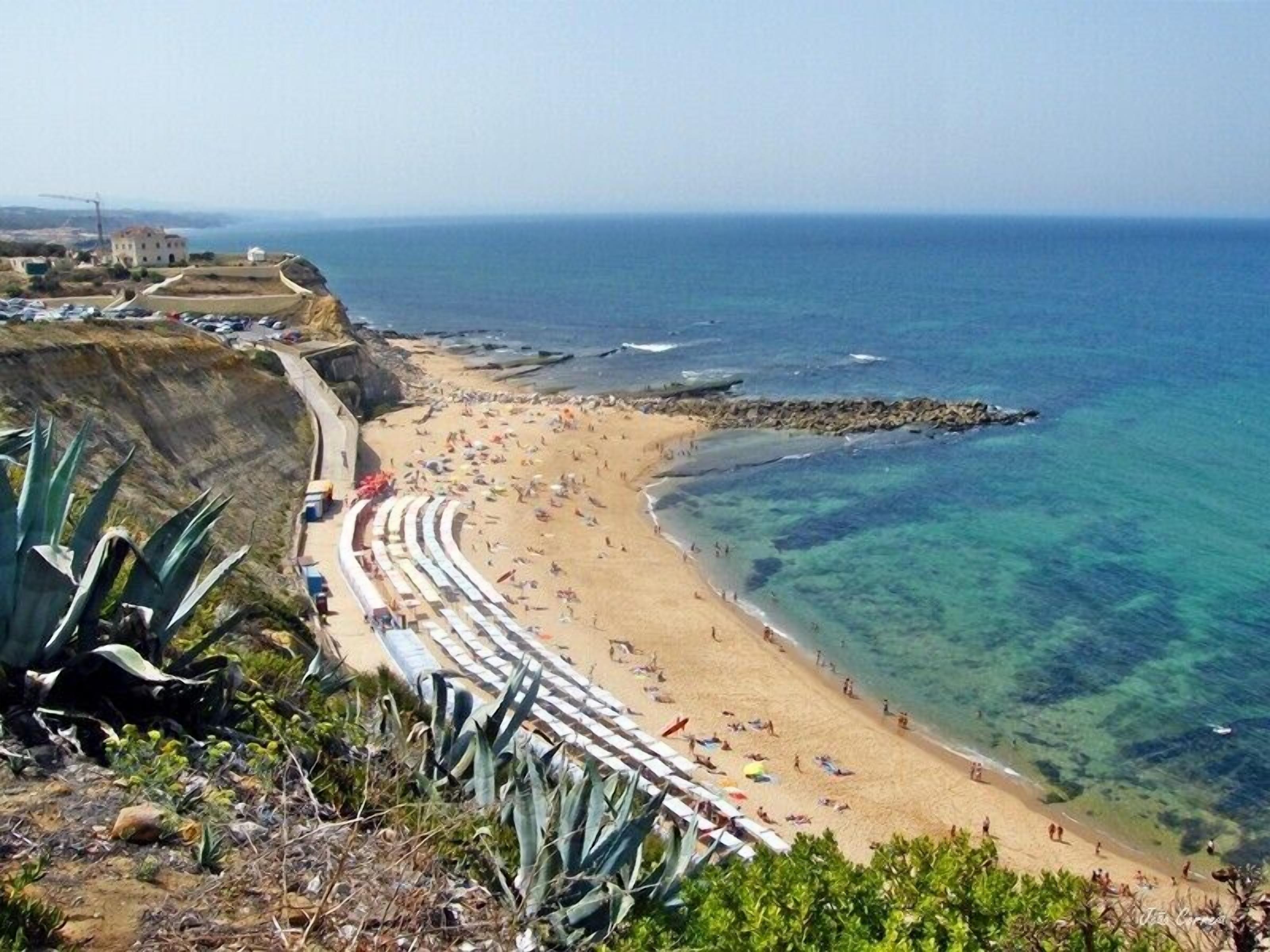 In Strandnähe, Liegestühle