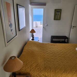 2 Schlafzimmer, Zimmersafe, Bügeleisen/Bügelbrett, WLAN