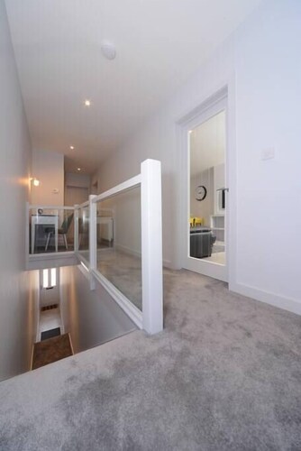 Luxury ⭐⭐⭐⭐⭐- Near Sandbanks BEACH! Netflix & WiFi