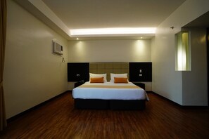 Executive Room | Minibar, in-room safe, desk, free WiFi - Hotel Oazis Butuan (Butuan)