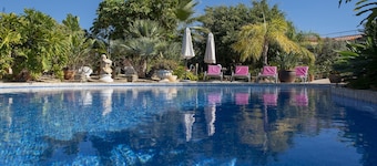 Magnificent Villa in Alfaz. September discount € 1600 / week.