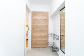 Interior - 2 bedroom, 2 bathroom Apartment in Lapad with a large terrace and parking (Dubrovnik)