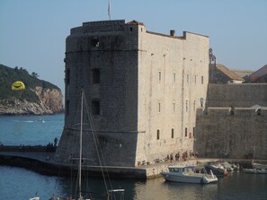 Marina - 2 bedroom, 2 bathroom Apartment in Lapad with a large terrace and parking (Dubrovnik)