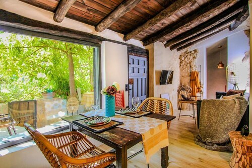 HOHLE Cave Suite (Cave Hotel Lomas de Ruvira)