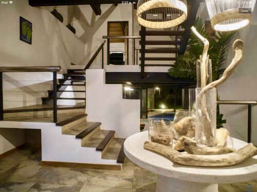 MODERN AND MAGICAL VILLA WALKING DISTANCE FROM THE BEACH! 