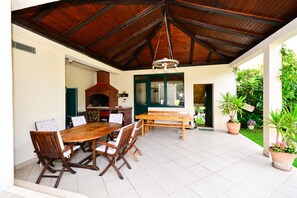Outdoor dining - Villa Milicic with private pool,tennis,football,basket ball,gym,hottub.. (Dubravka)