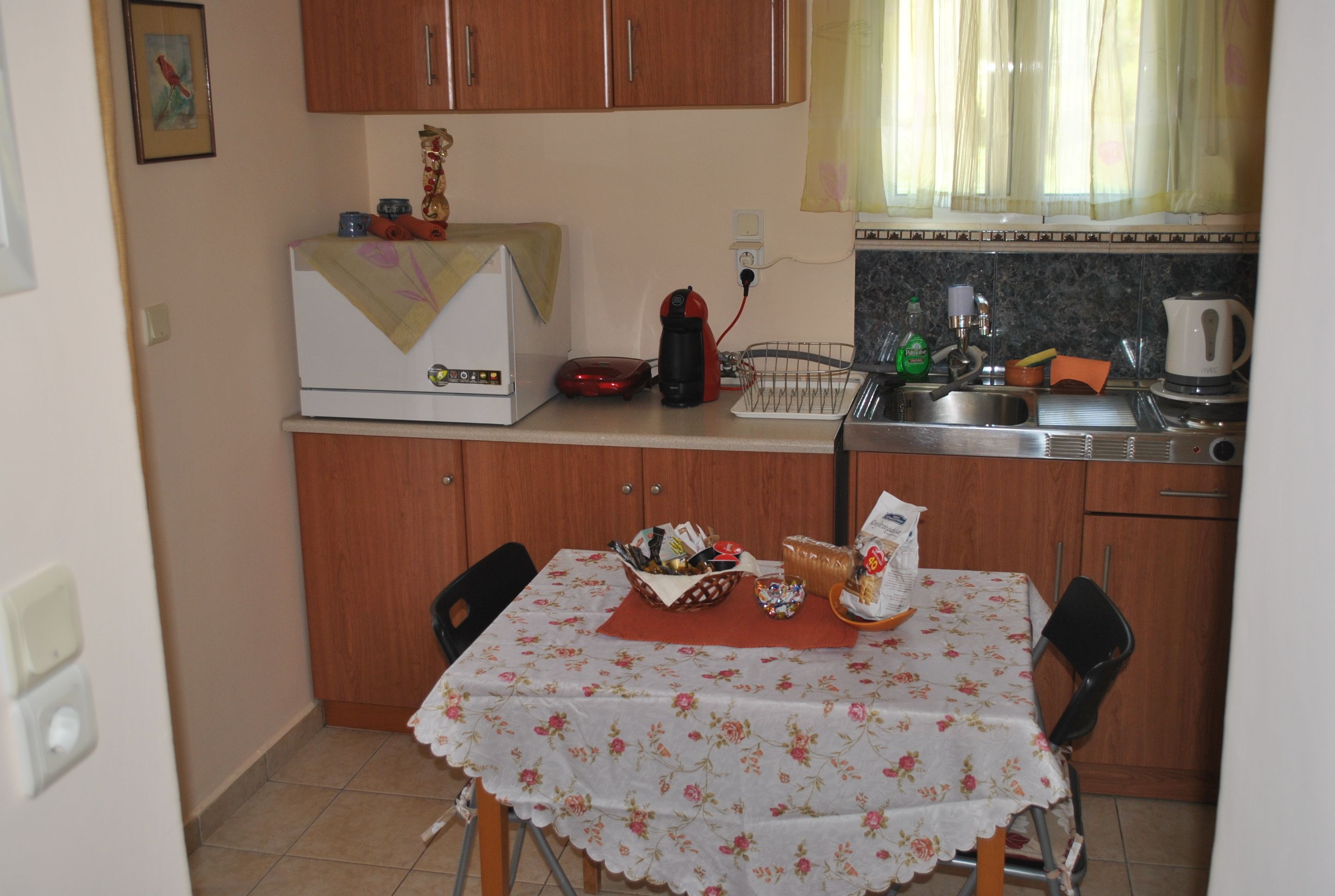 family apartment, 1 bedroom, kitchen, garden view | private kitchenette | full-sized fridge, espresso maker, coffee/tea maker, electric kettle