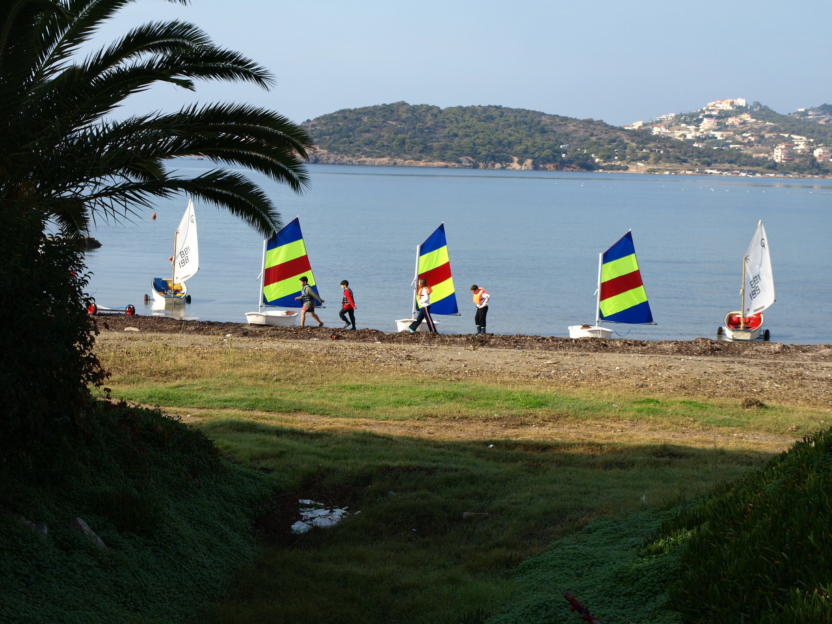 beach nearby, sun-loungers, beach umbrellas, beach volleyball