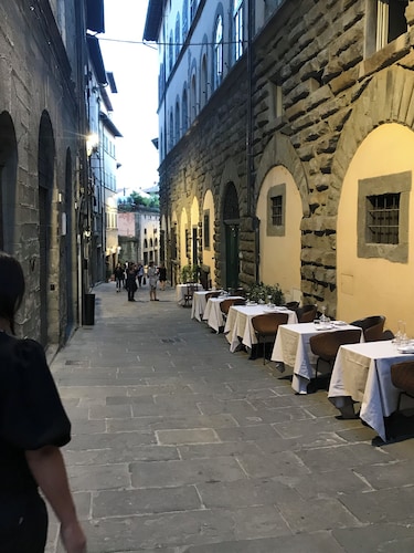 My house with steam room, theater view, chromtherapy, relaxing music, jacuzzi...